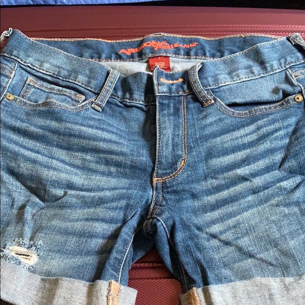 Jean shorts from Arizona jeans